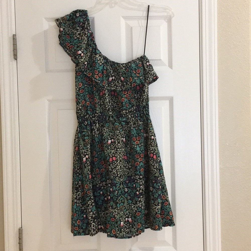 Cotton on dress medium